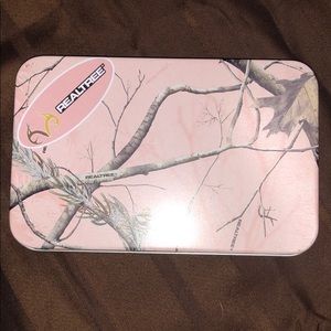 pink camo Realtree gift card tin